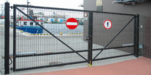 Ворота распашные для 2D и 3D ограждений в Тюмени